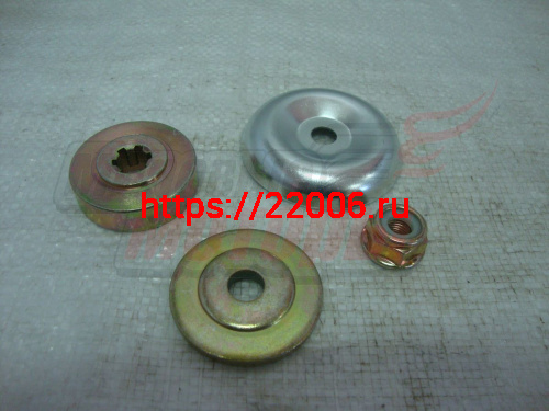 Фланец редуктора мотокосы T430 комплект Фланец редуктора мотокосы T430 комплект